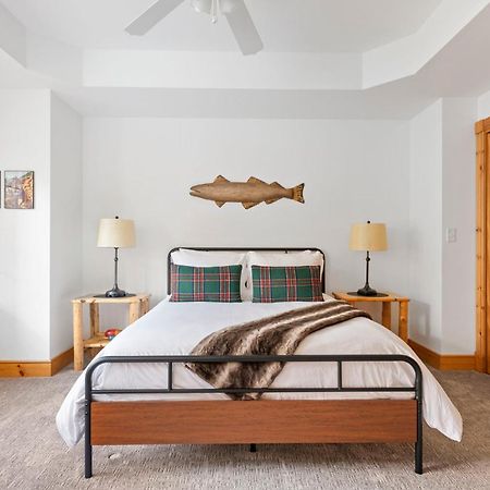 The Lodge, 'North Woods' Style, Boutique Galena Getaway! 外观 照片