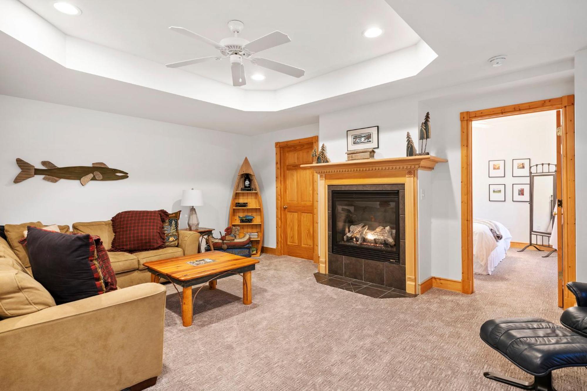 The Lodge, 'North Woods' Style, Boutique Galena Getaway! 外观 照片