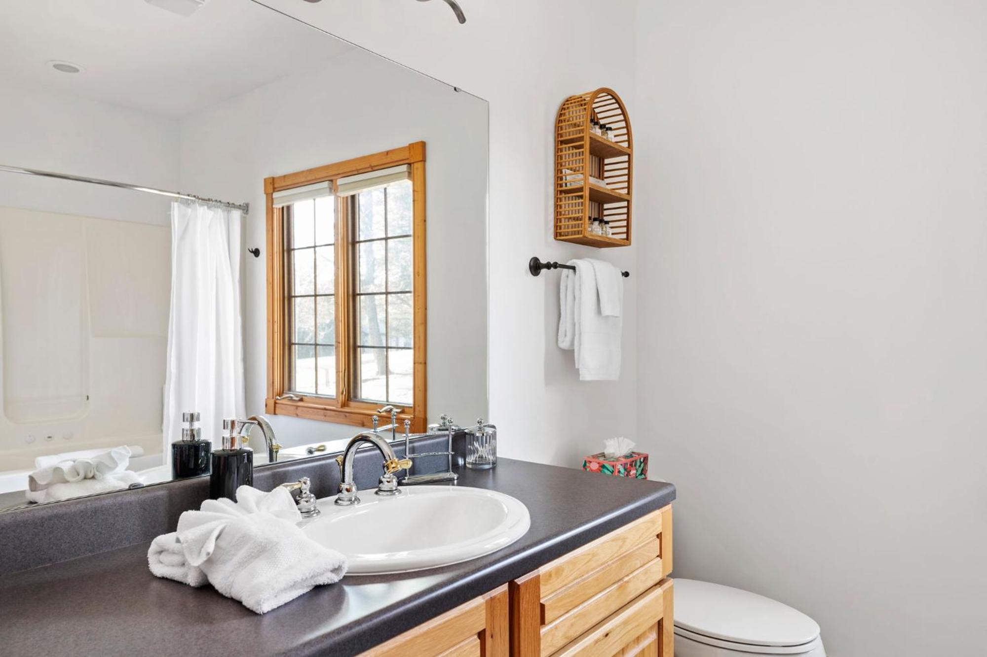 The Lodge, 'North Woods' Style, Boutique Galena Getaway! 外观 照片